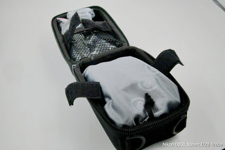 Prismáticos Bushnell Nitro 10x25