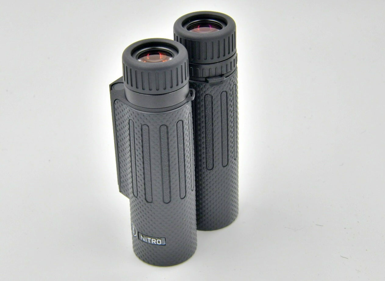 prismáticos Bushnell Nitro 10x25 