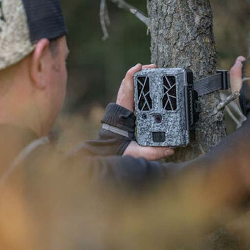 Cámara trampa fotográfica Spypoint Force Pro Dark 4K no conectada 