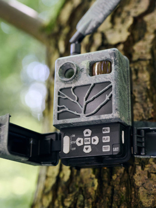 Cámara trampa ZEISS Secacam pack de 3 con panel solar 