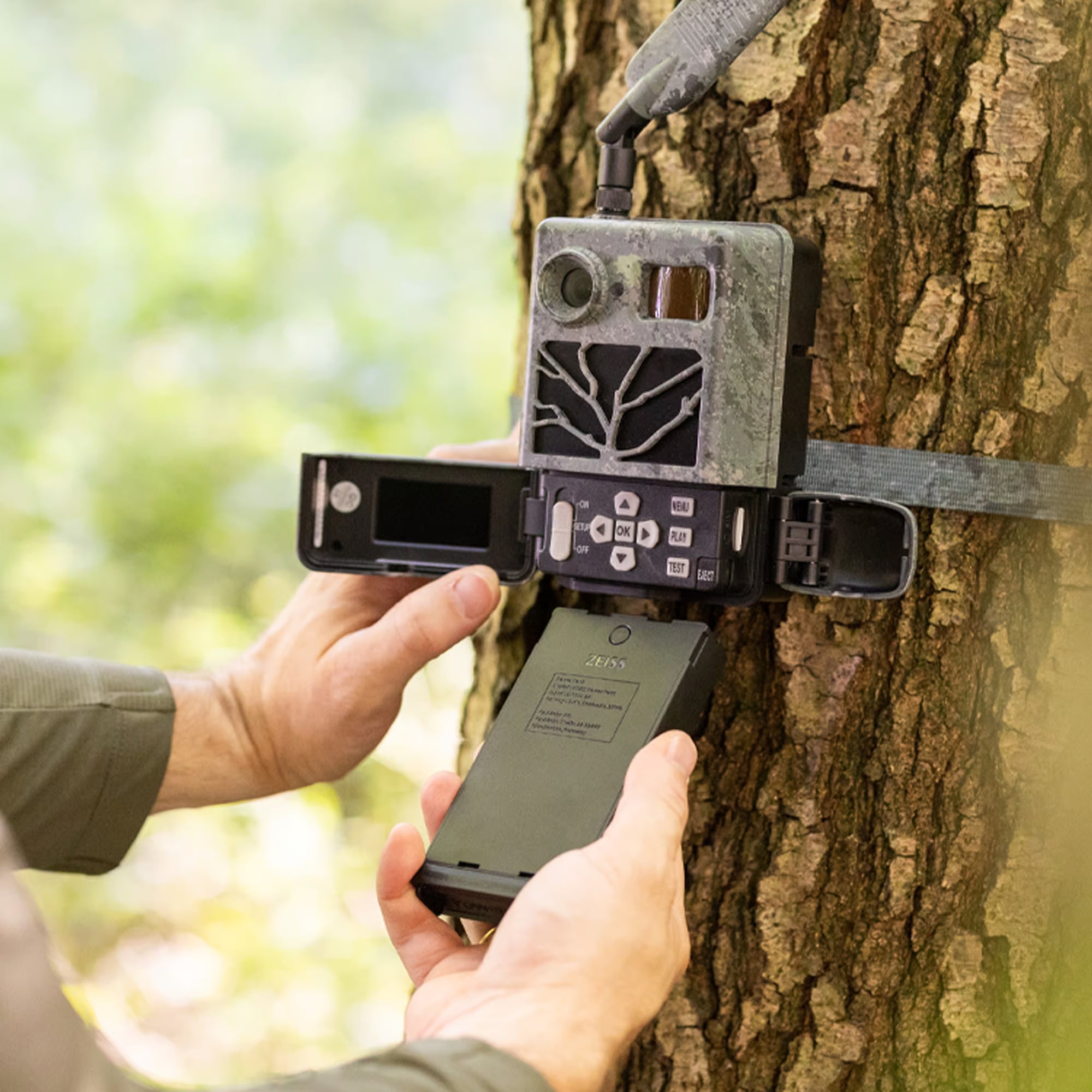 Cámara trampa ZEISS Secacam 3 PACK PROMOCIONAL con batería 